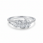 Anillo de plata 925 con diseño elegante de piedras brillantes en corte marquesa