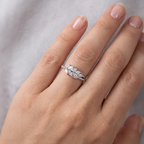 Anillo Aura Marquesa de Plata 925 puesto en la mano