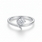 Anillo Eclipse Celeste de plata 925 con diseño envolvente y brillo central