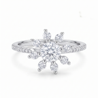 Anillo Estrella Elara de plata 925 con diseño estelar y brillo central