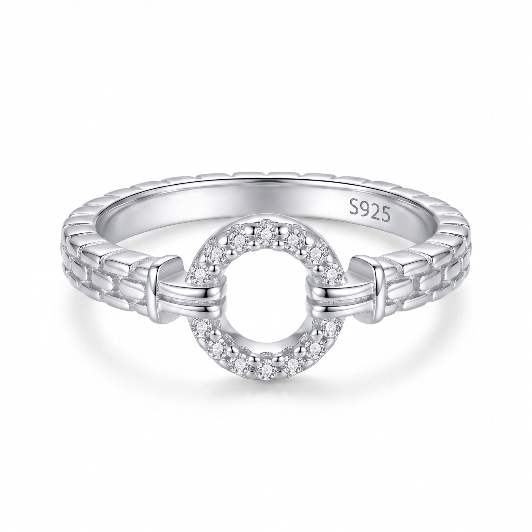 Anillo Halo Siena de plata 925 con motivo circular central y detalles brillantes