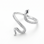 Anillo serpiente de plata 925 con diseño estilizado y detalles brillantes