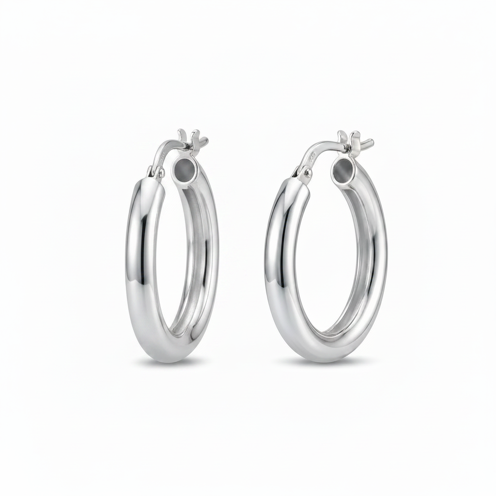 Aretes argolla Lumi Mini de 13 mm en plata 925 con acabado pulido brillante
