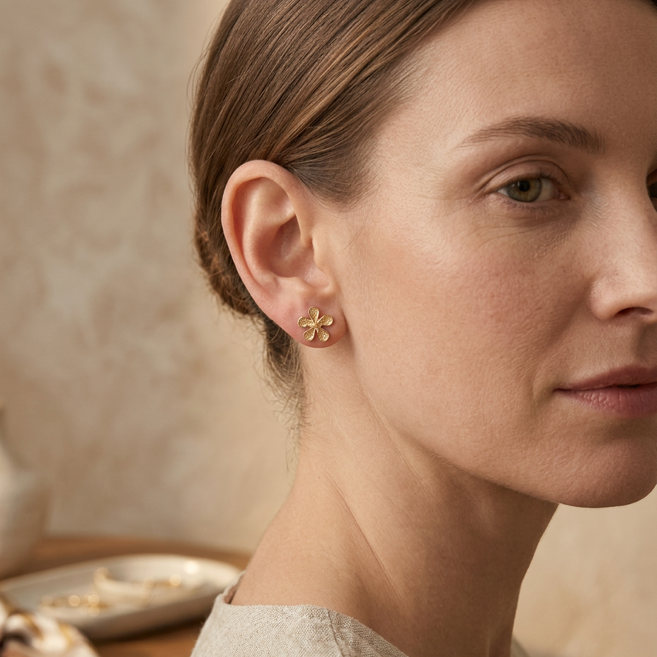 Aretes Flor Solea bañados en oro de 18K sobre plata 925
