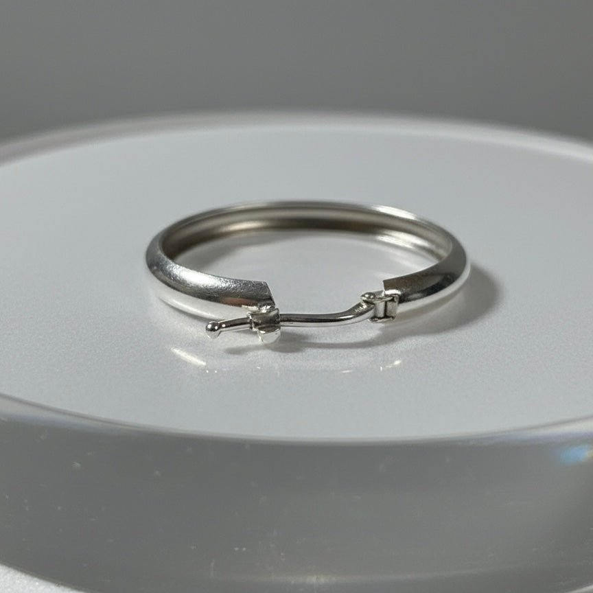 Argolla de plata de 20 mm con acabado liso y pulido