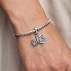 Charm Ancla de Amor de Plata 925 colocado en pulsera tipo charm