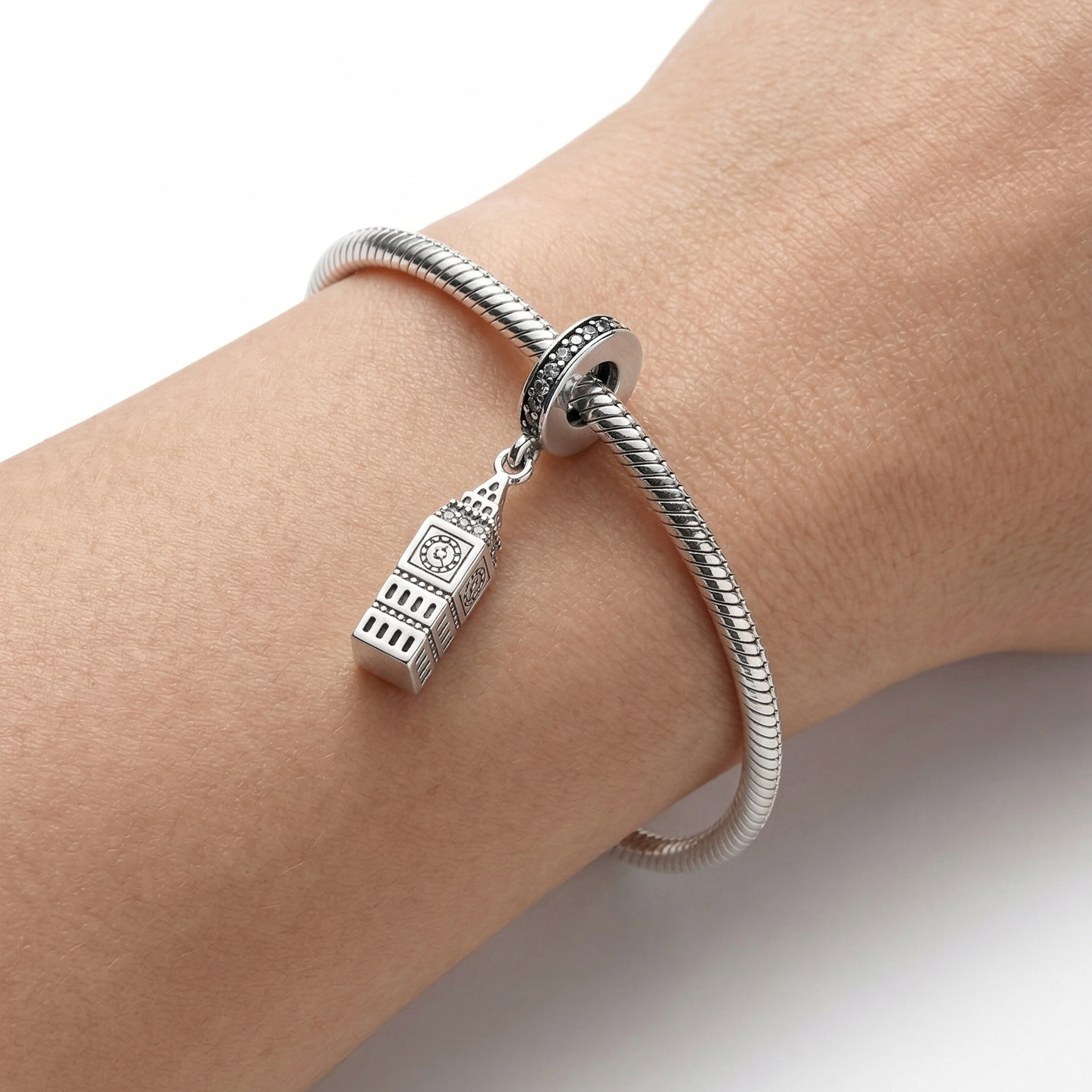Charm Big Ben Londres de plata 925 colocado en pulsera