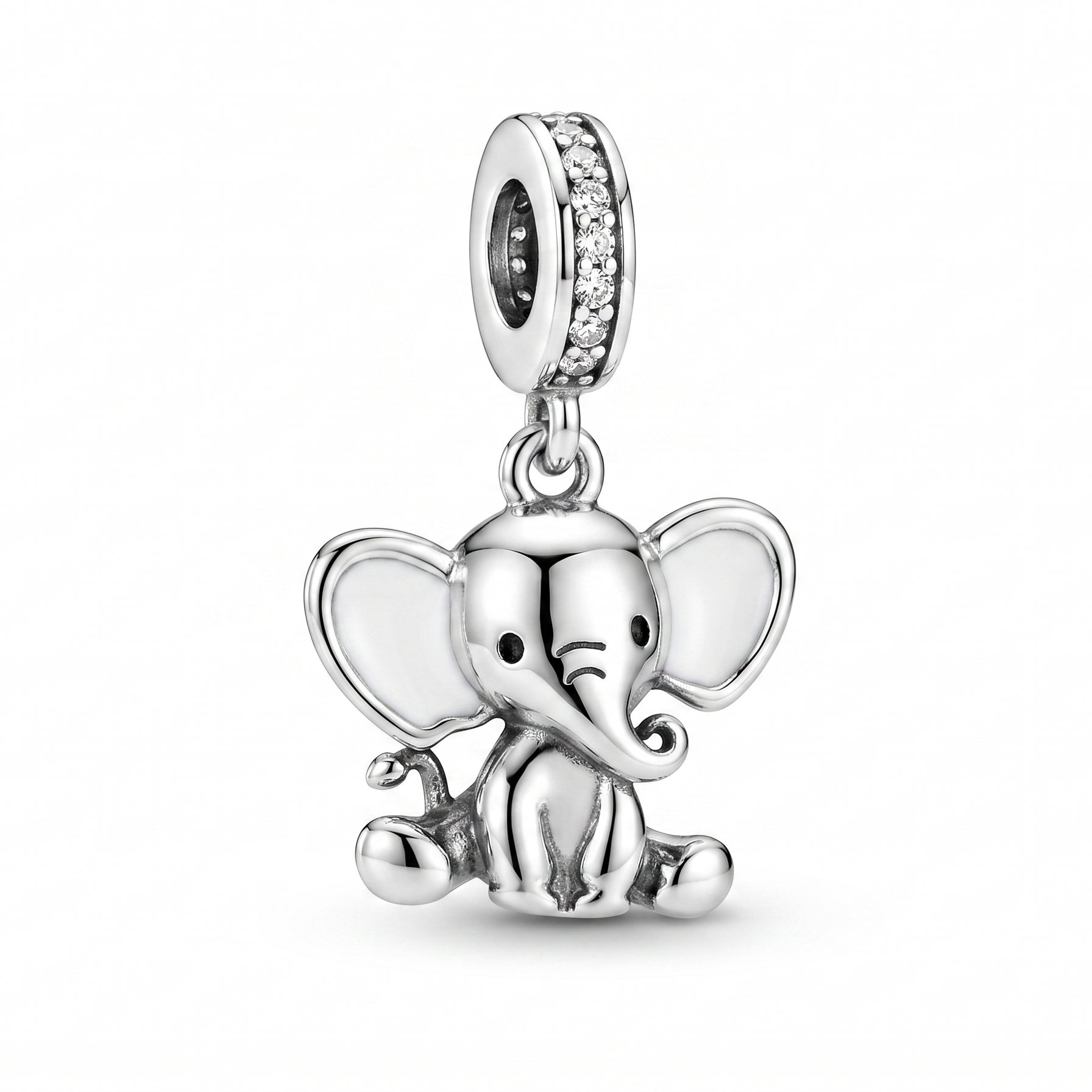 Charm elefantito de plata 925 con aro superior brillante sobre fondo blanco